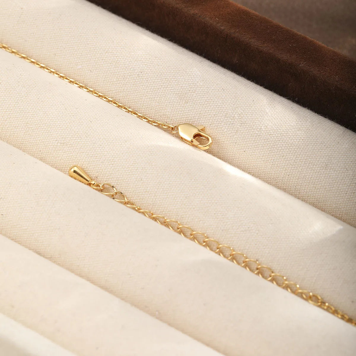 Fashion Natural Stone Pendent 18K Gold Plated Necklaces for Girls Elegant Simple Jewelry for Women Ladies Wholesale Bulk