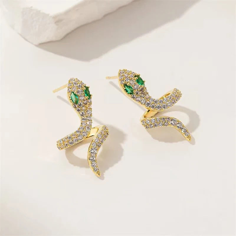 Women Snake Gourd Cherry Shape New Design Small Mini Stud Earring Cute Lovely Fashion Wholesale Jewelry Accessories for Street