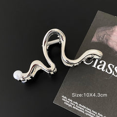 Fashion Simple Flower Butterfly Hair Claw Clips for Girls Heart Shaped Star Solid Color Haarspange for Women Hair Accessories