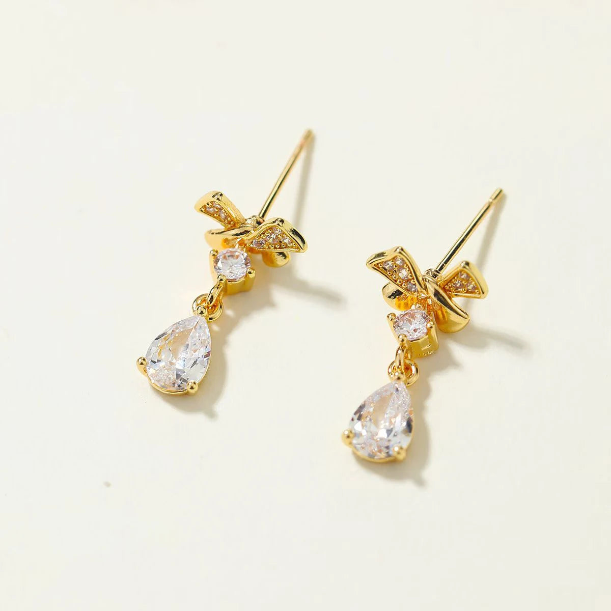 Fashion Rhinestone Swan Glitter Dainty Drop Earrings for Girls Sweet Flowers Jewellry for Women Ladies Accessories Wholesale