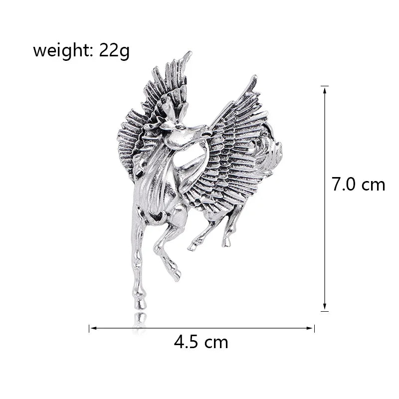 European and American Style Horse Swing Brooches for Girls Animals Elegant Stylish Pins Jewelry for Women Ladies Accessories