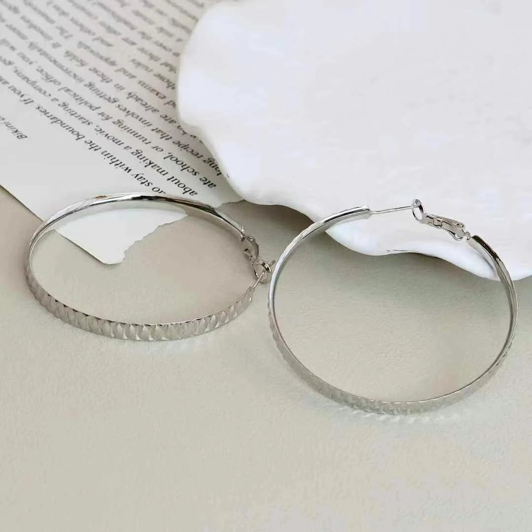Ladies Simple Hot Sale Large Circle Hoop Earring Fashion Sequined Chic Charms High Quality Bulk Jewelry Accessories for Casual