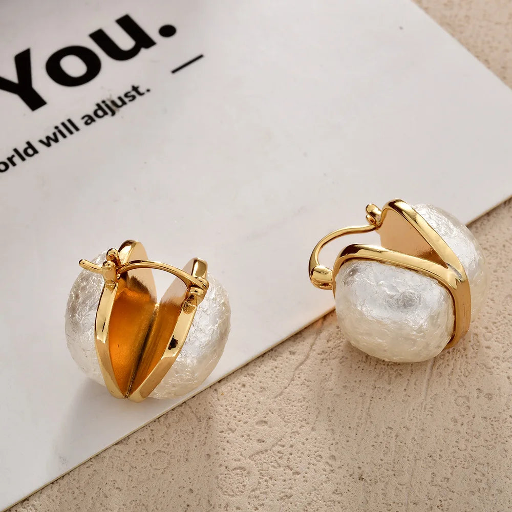 French Light Luxury Double-Sided Pearl Ear Buckles Retro Style Fashion Geometric Ear Studs Snowflake Beads Niche Earrings Women