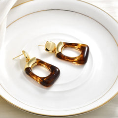 Female Fashionable Resin Earrings Maurad Retro Irregular Geometric Earring Stud Unique Luxury High-End Ear Jewelry Ear Accessory