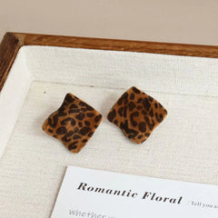 Ladies Heart Shape Leopard Print Mini Stud Earring Fashion Elegant Chic Wholesale Jewelry Accessories for Women Office Holiday