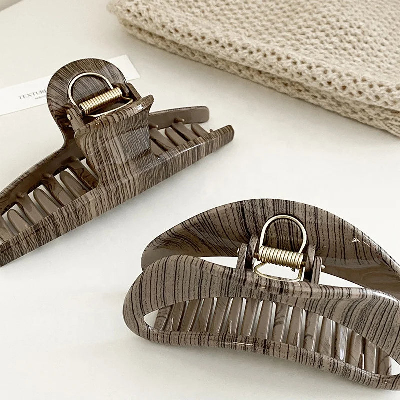 Fashion Vintage Classic Hair Claw Clips for Girls Simple Minimalistic Stripe Claws for Women Ladies Hair Accessories in Stock