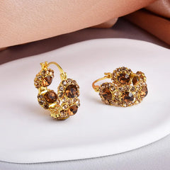 Ultra-shiny Rhinestone Round Stud Earrings Fashion Design Exquisite Lightweight Retro Earrings Women's Glitter Ear Jewelry