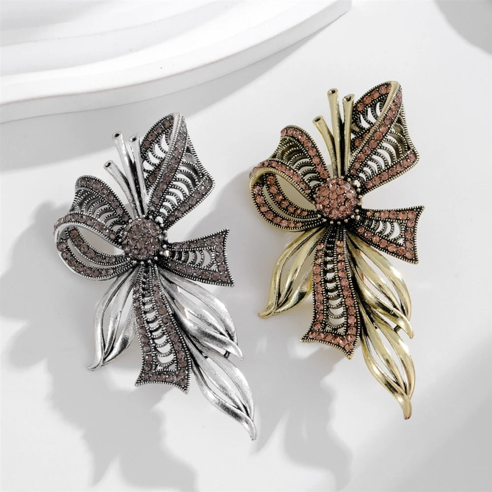 Fashion Vintage Glitter Dainty Retro Elegant Brooches for Girls Bowknot Pins Jewelry for Women Ladies Accessories New Design