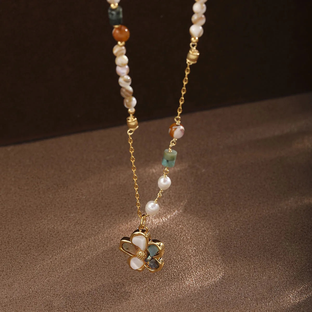 Fashion Natural Stone Shell Glass Pearl Flower Beads Pendent Necklaces for Girls Jewelry for Women Ladies Wholesale Bulk