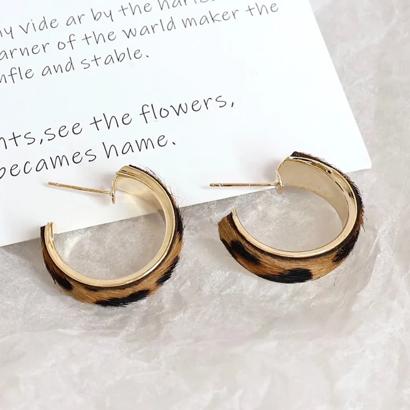 Fashion Lropard Print Autumn Winter Trendy Hoop Earrings for Girls ELegant Simple Jewelry for Women Ladies Accessories Chic