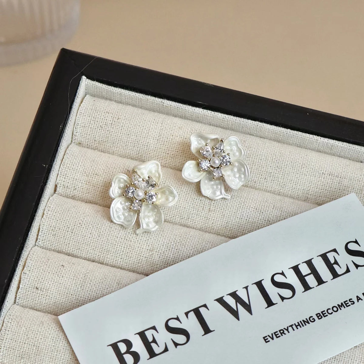 Ladies Flower Heart Shape New Design Small Stud Earring Fashion Trendy Elegant Simple High Quality Bulk Daily Jewelry Accessoy