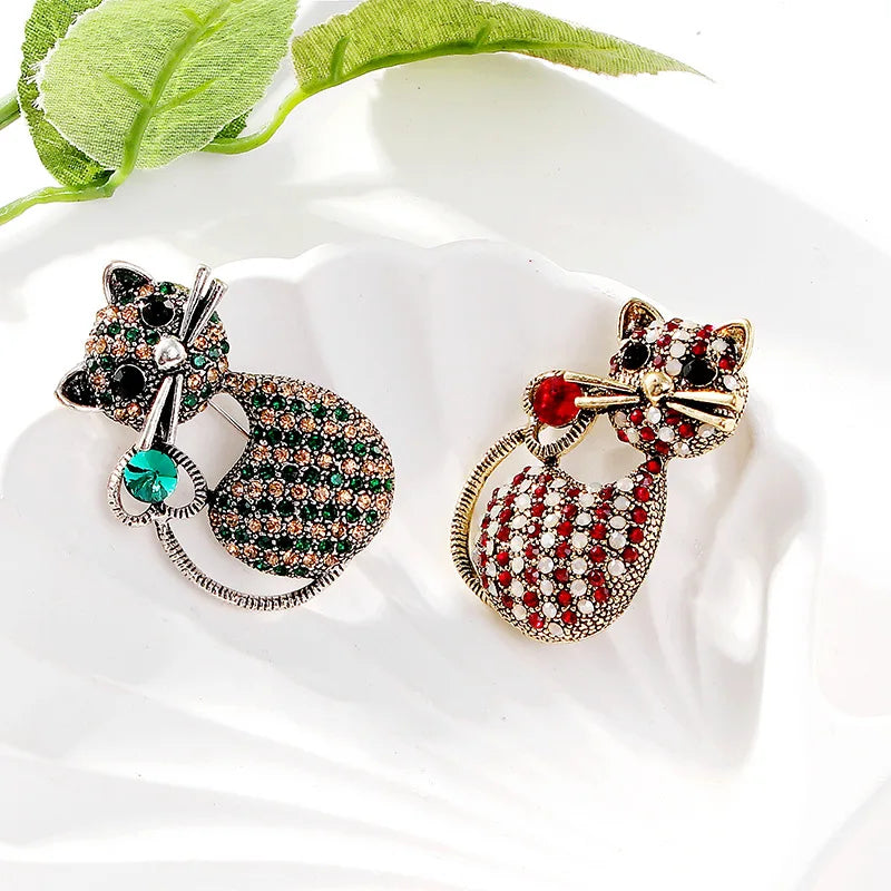 Fashion Glitter Sparking Rhinestone Cat Animals Brooches for Girls Sweet Cute Pins Jewelry for Women Ladies Accessories Kawaii