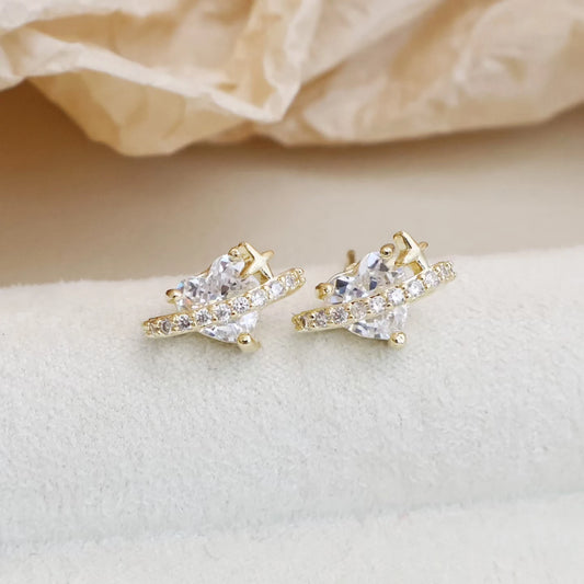 Classic Elegant Heart Shaped Sweet Stud Earrings for Girls Glitter Fine Adorable Jewelry for Women Ladies Accessories Wholesale