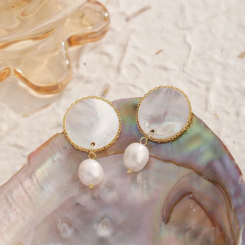 Female White Freshwater Pearl S925 Silver Shell Drop Earring Fashion Simple Low MOQ Factory Price Jewelry for Women Daily Use