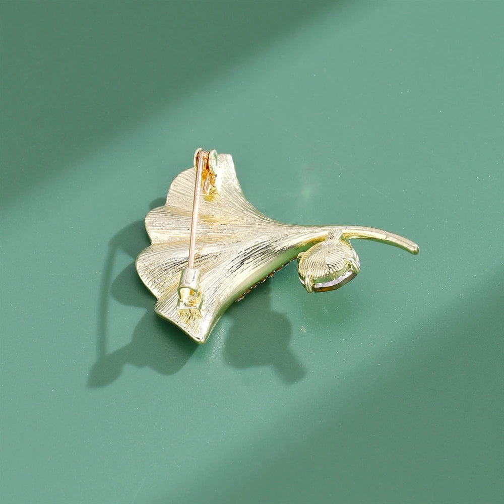 Fashion Plants Gingko Elegant Sweet Brooches for Girls Trendy Stylish Vintage Jewelry for Women Ladies Accessories Wholesale