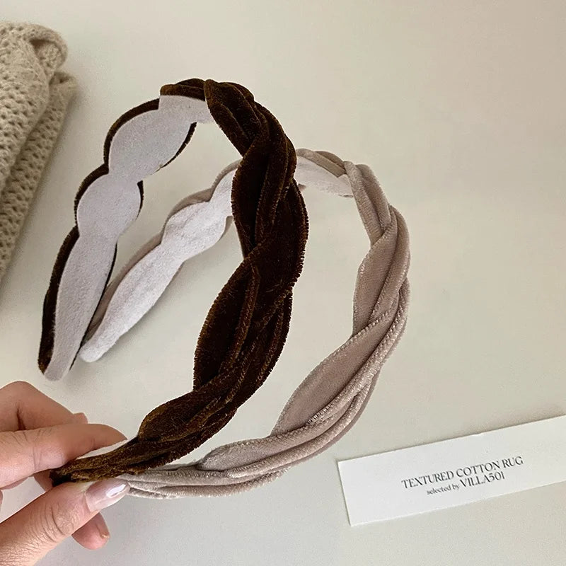 Sweet Fashion Simple Elegant Head Band for Girls Trendy Velvet Hair Band for Women Ladies Hair Accessories Chinese Supplier