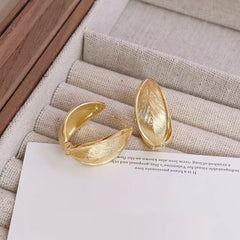 Sweet Trendy Elegant Heart Shaped Luxury Drop Earrings for Girls Charms Glamorous Jewelry for Women Ladies Accessories Wholesale