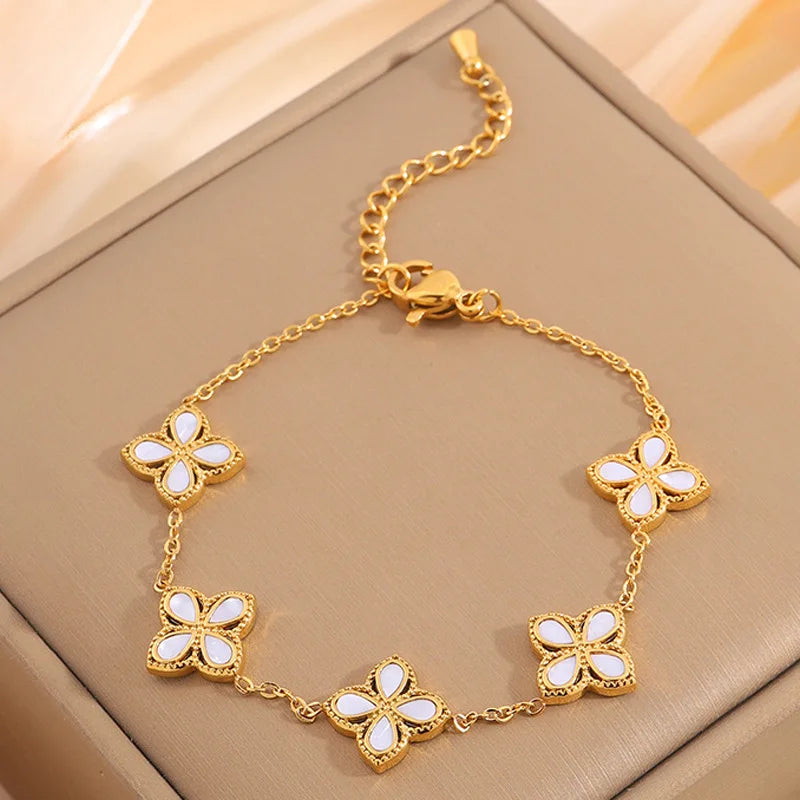 Fashionable Zircon Four-leaf Clover Bracelet for Girl Refined Unique Light Luxury High-end Jewelry Women's Accessories Wholesale