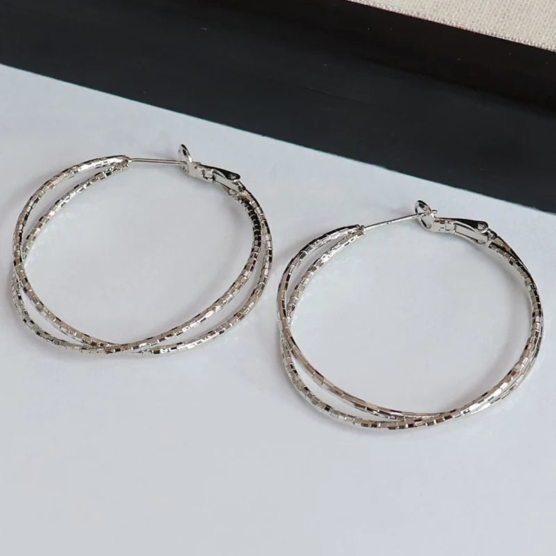 Fashion Simple Kitty Cat Cute Animals Hoop Earrings for Girls Sweet Elegant Jewelry for Women Lady Accessories Chinese Supplier