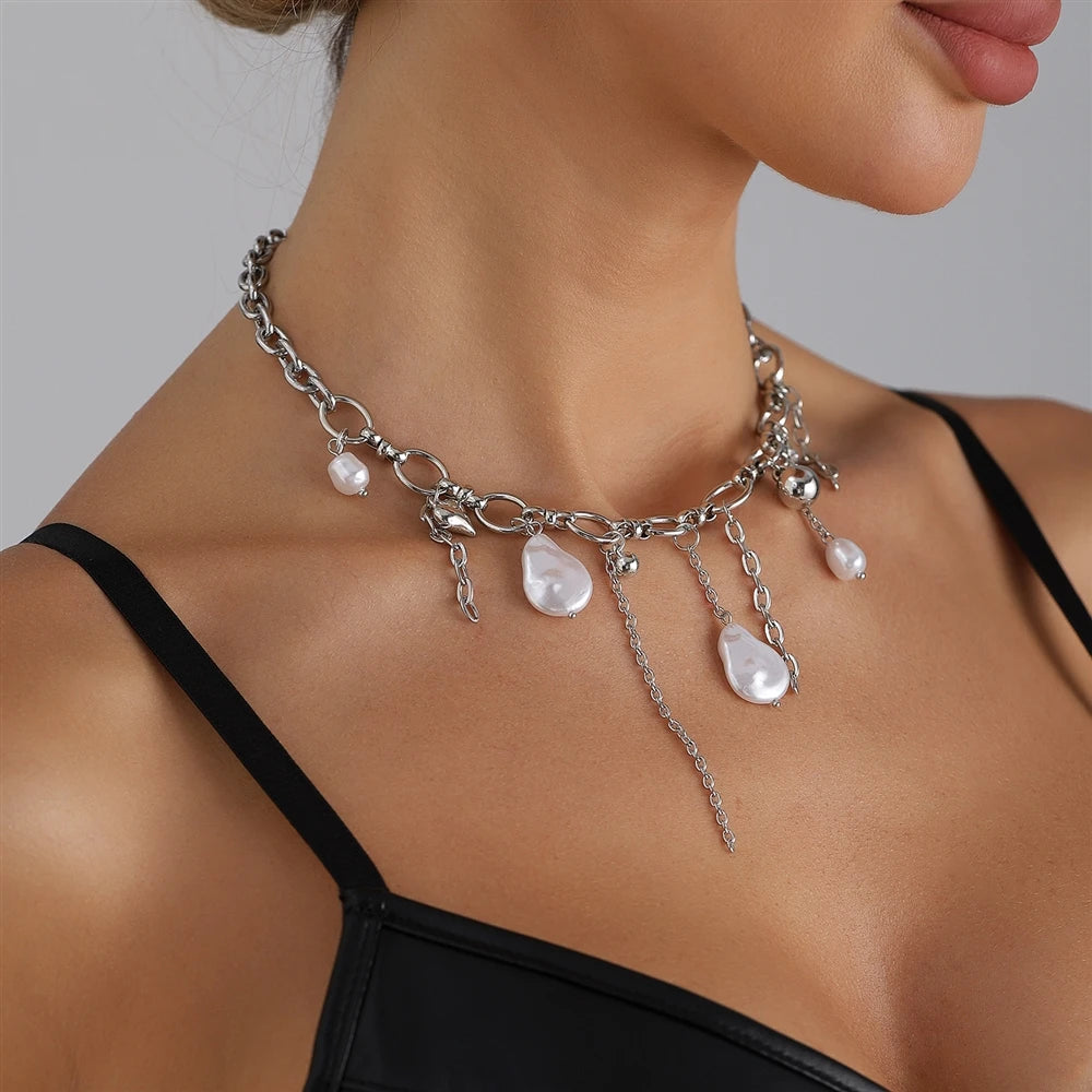 Fashion Glamorous Trendy Stylish Necklaces for Girls Dainty Charms Refines Jewelry for Women Ladies Female Accessories Wholesale