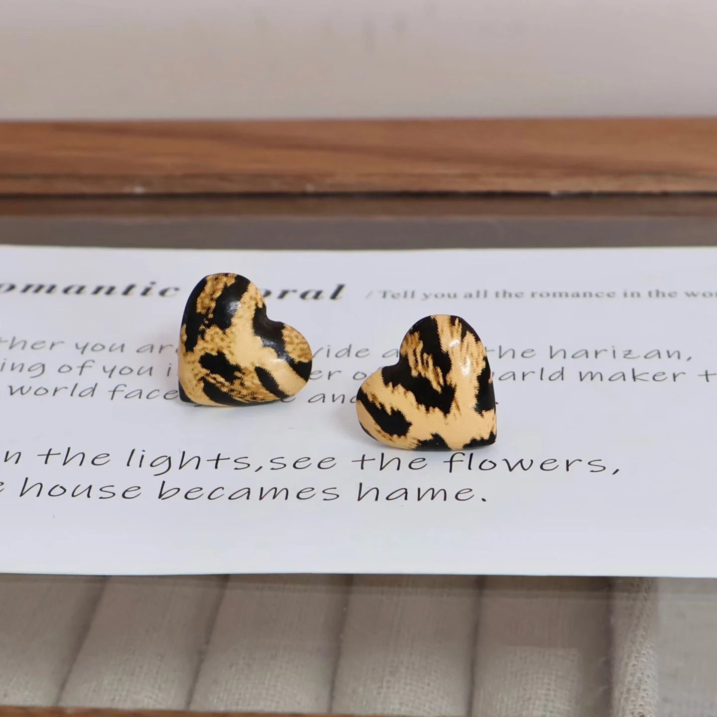 Female Heart Circle Shape Leopard Print Decorative Small Stud Earring Elegant Sex Trendy Bulk Order Jewelry Accessory for Daily