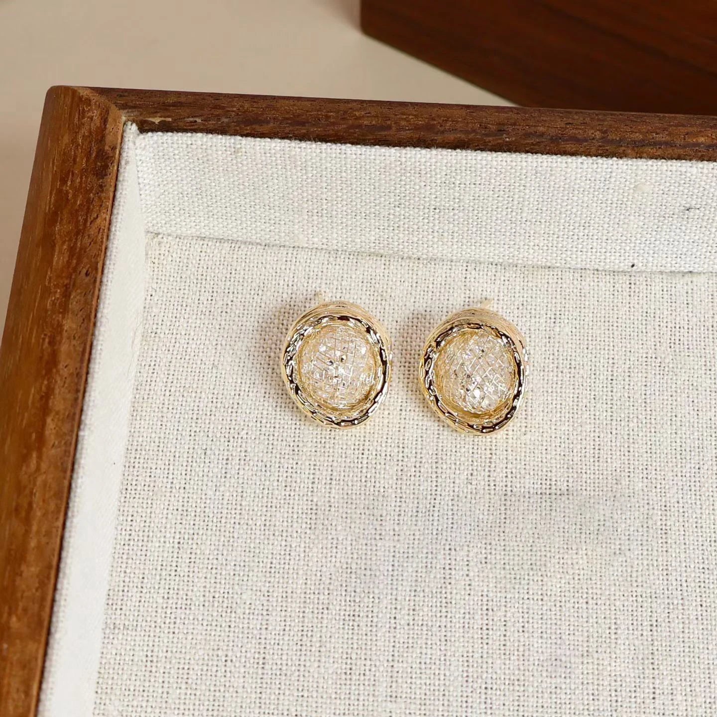 Women Irregular Shape Creative Design Small Stud Earring Fashion Elegant Graceful Chic Bulk Jewelry Accessories for Female Daily