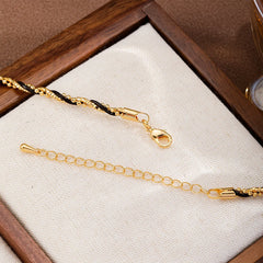 Fashion Copper Simple Minimalistic Necklaces for Girls Classic Jewelry for Women Ladies Wholesale China Manufacturer Bulk