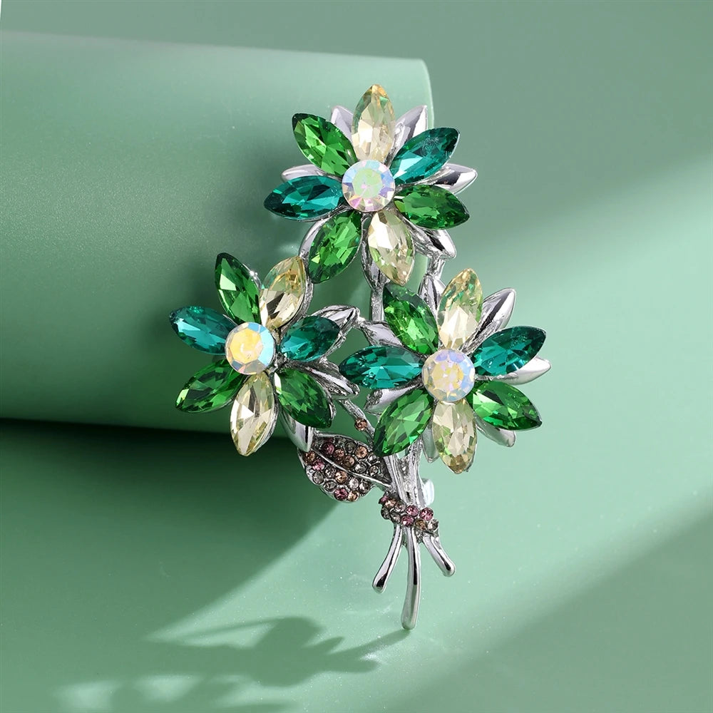 Fashion Flowers Floral Rhinestone Sweet Elegant Brooches for Girls Dainty Glamorous Pins Jewelry for Women Ladies Accessories