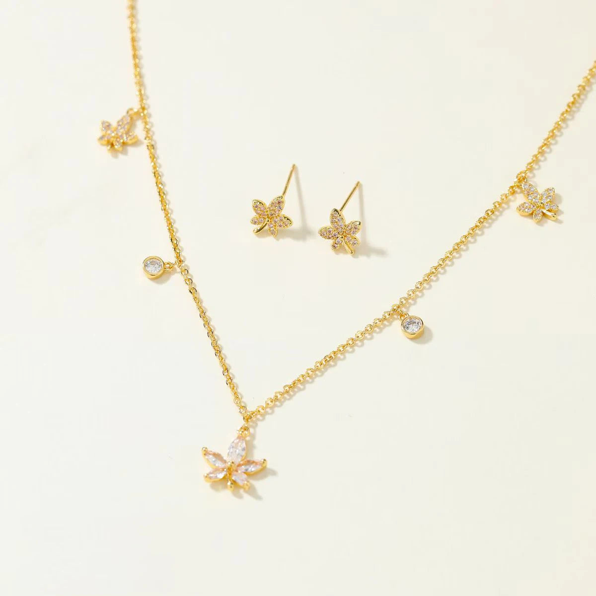 Fashion Trendy Stylish Refined Luxury Necklaces for Girls Sweet Stud Earrings Jewelry Sets for Women Ladies Accessories Chic