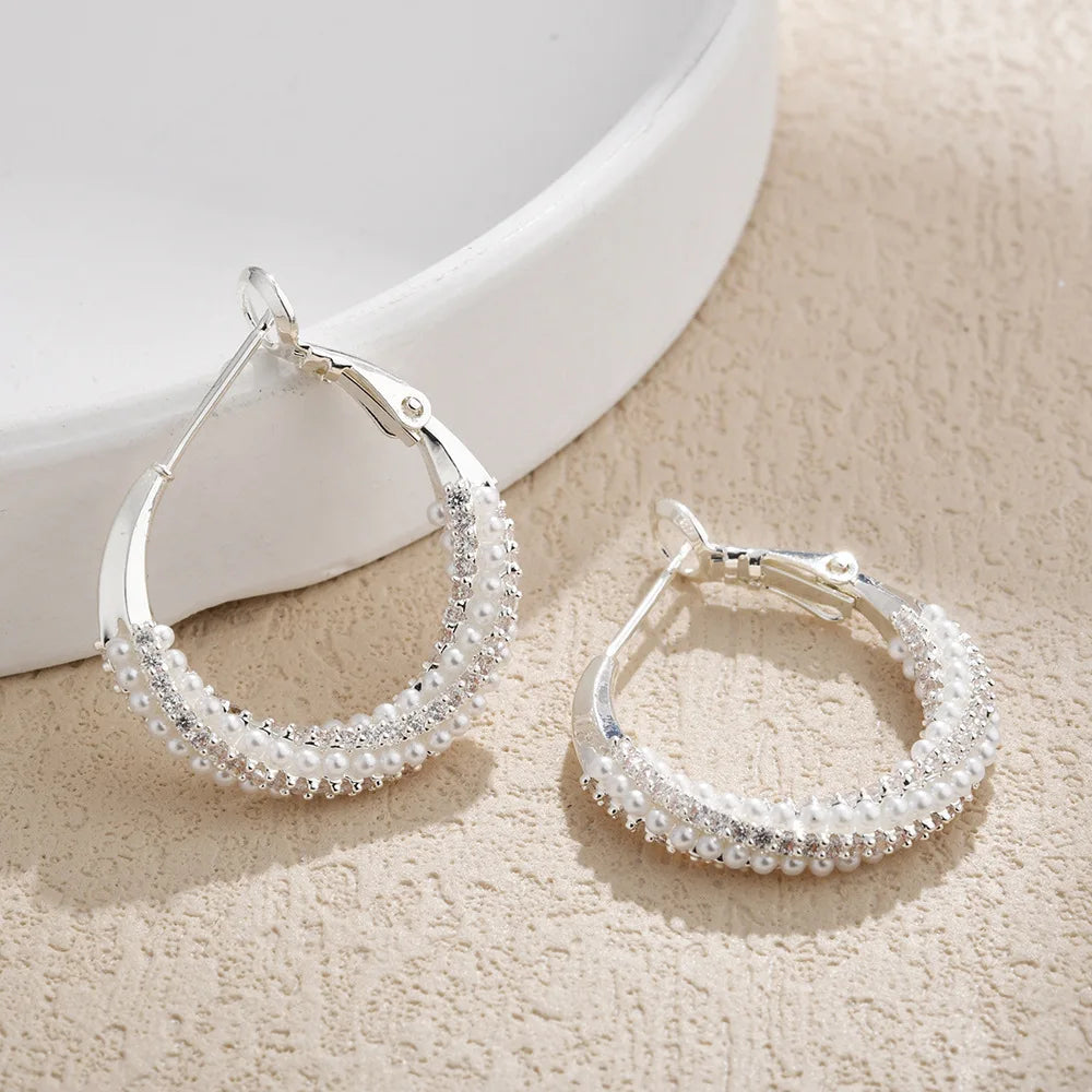 French Imitation Pearl Twisted Hoop Earring 14K Gold Plated Women Elegant Geometric Earrings Fashion Jewelry for Party Wholesale