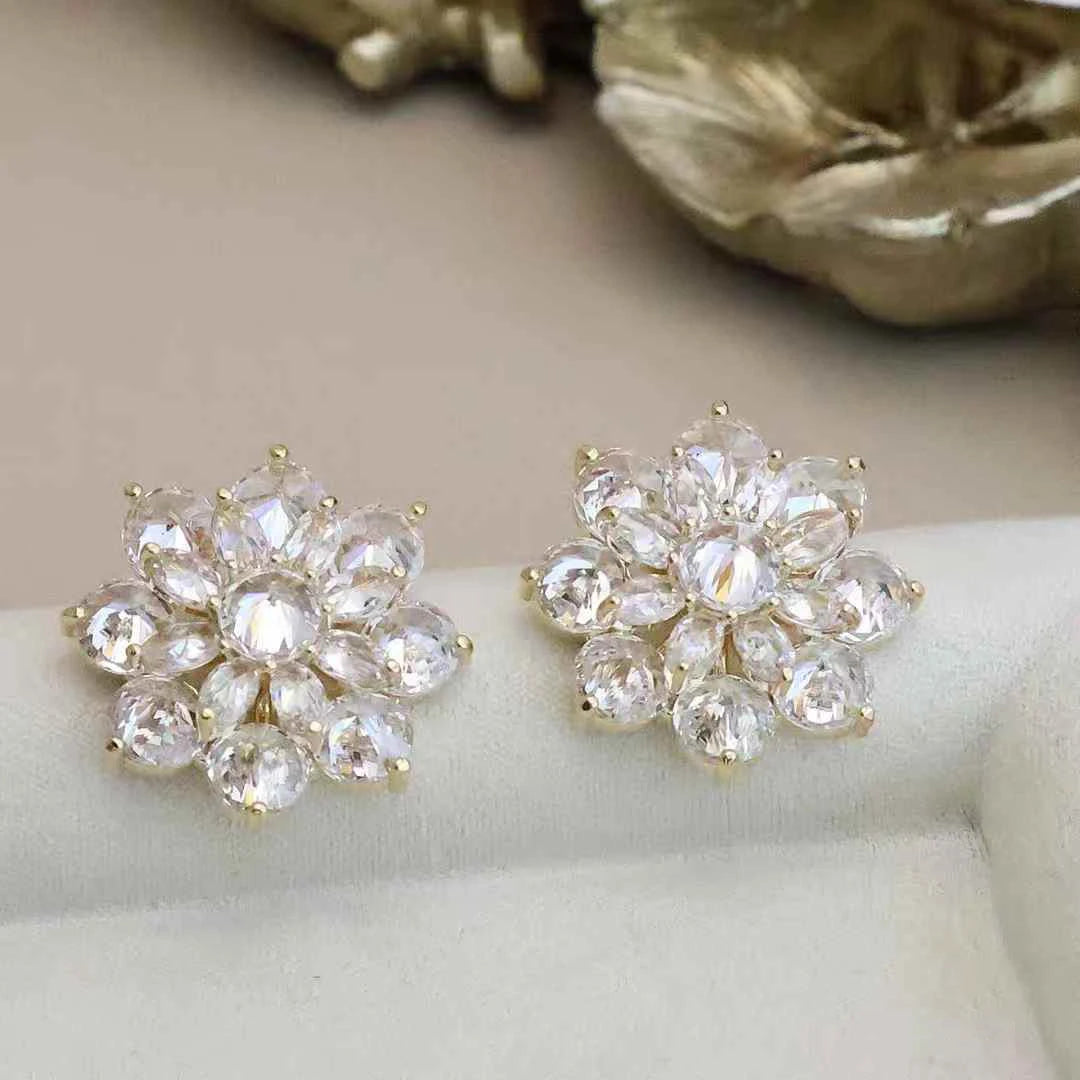 Fashion Glitter Sparkle Elegant Fine Stud Earrings for Girls Artificial Glamorous Jewelry for Women Ladies Accessories Wholesale