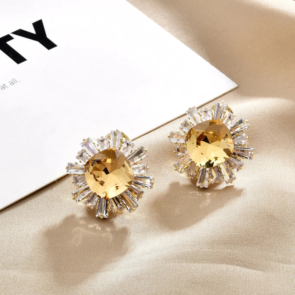 14K Gold Plated Ear Studs Rhinestone Glitter Zircon Inlaid Sunflower Earrings Light Luxury High-end Fashion Exquisite Earrings