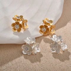 Women's Flower Stud Earrings Solid Color Textured Metal Floral Earring with Crystal Center Elegant Fashion Jewelry Wholesale