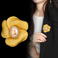 Fashion Luxury Glitter Rhinestone Flower Floral Brooches Sweet Trendy Elegant Vintage Retro Jewelry for Women Ladies Accessories