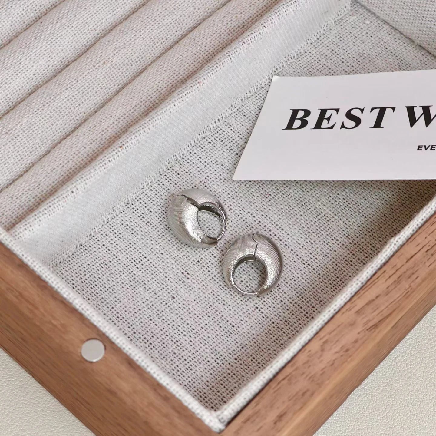 Women Hot Sale Mini Clip-on Hoop Earring Fashion Glamorous Latest Affordable High Quality Wholesale Jewelry Accessory for Daily