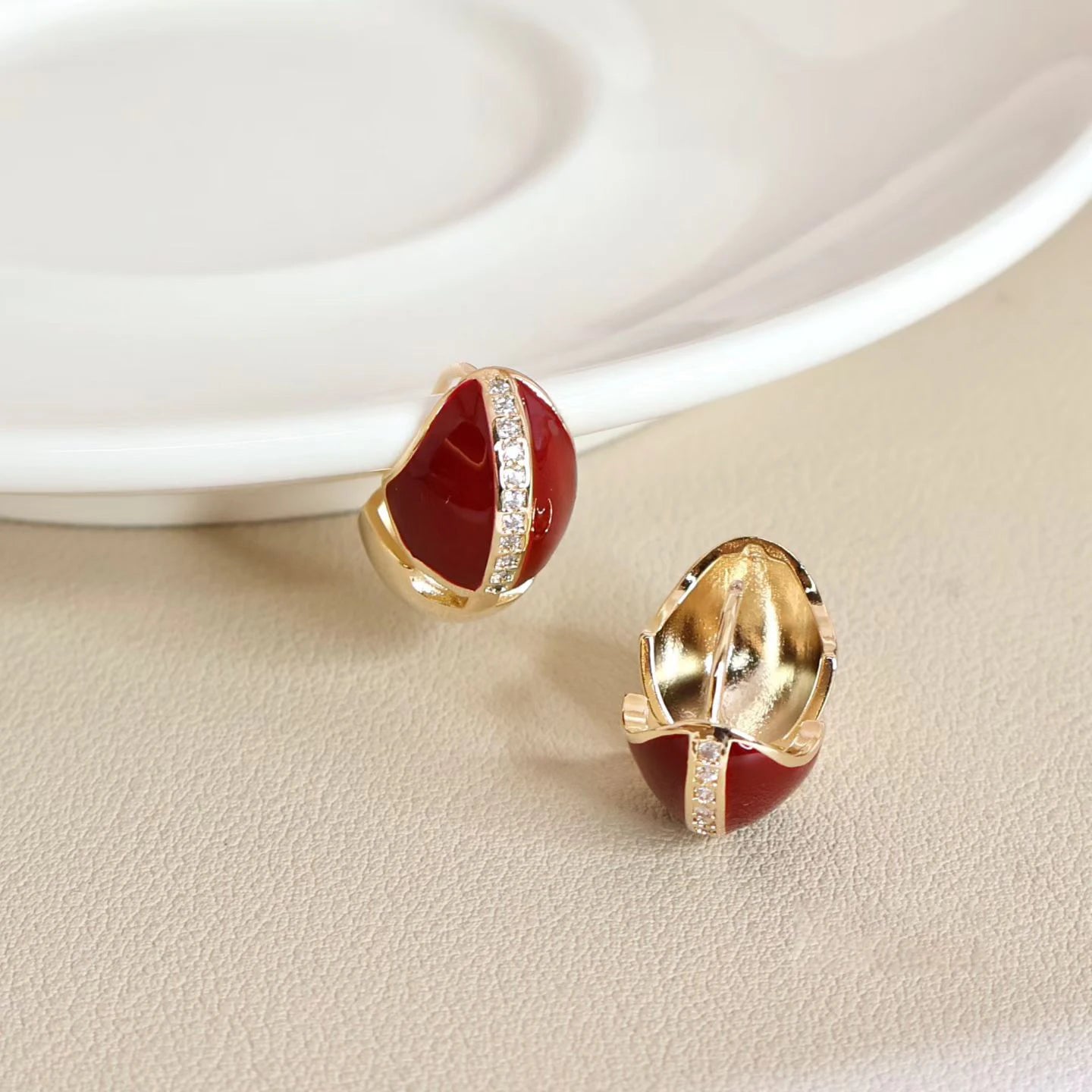 Fashion Simple Classic Minimalistic Hoop Earrings for Girls Sweet Glamorous Dainty Jewelry for Women Ladies Accessories Alphabet