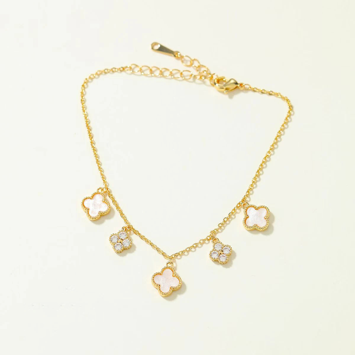 Luxury Simple Minimalistic Elegant Bracelets for Girls Charms Dainty Jewellry for Women Ladies Accessories Female Wholesale