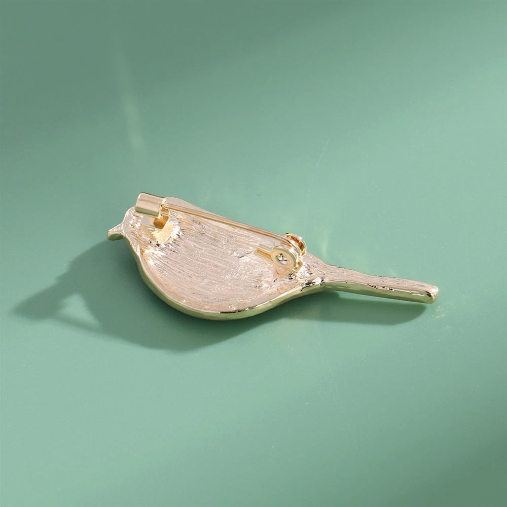 Fashion Trendy Lustrous Animals Birds Sweet Brooches for Girls Elegant Stylish Pins Jewelry for Women Ladies Accessories Chic