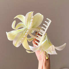 Elegant Large Lily Flower Hair Claw Clips for Women and Girls Fashionable Exaggerated Hair Accessories Cute Daily Accessory