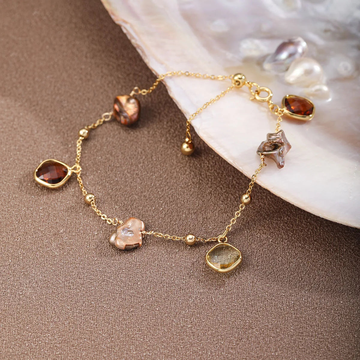 Fashion Freshwater Pearl Glass Crystal Bracelets for Girls 18K Gold Plated Jewelry for Women Ladies Wholesale China Manufacturer