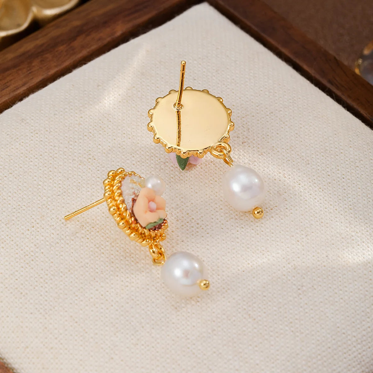 Women Flower Freshwater Pearl S925 Silver 18k Gold-plated Hand-Painted Drip Glaze Earring Elegant Glamorous in Stock Jewelry
