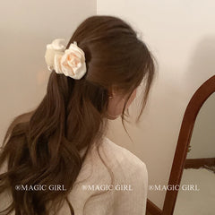 New Arrival Gentle Flower Hair Claw Clips for Women Hair Style Luxurious Hair Accessories Elegant Barrettes With Pearl Crystal