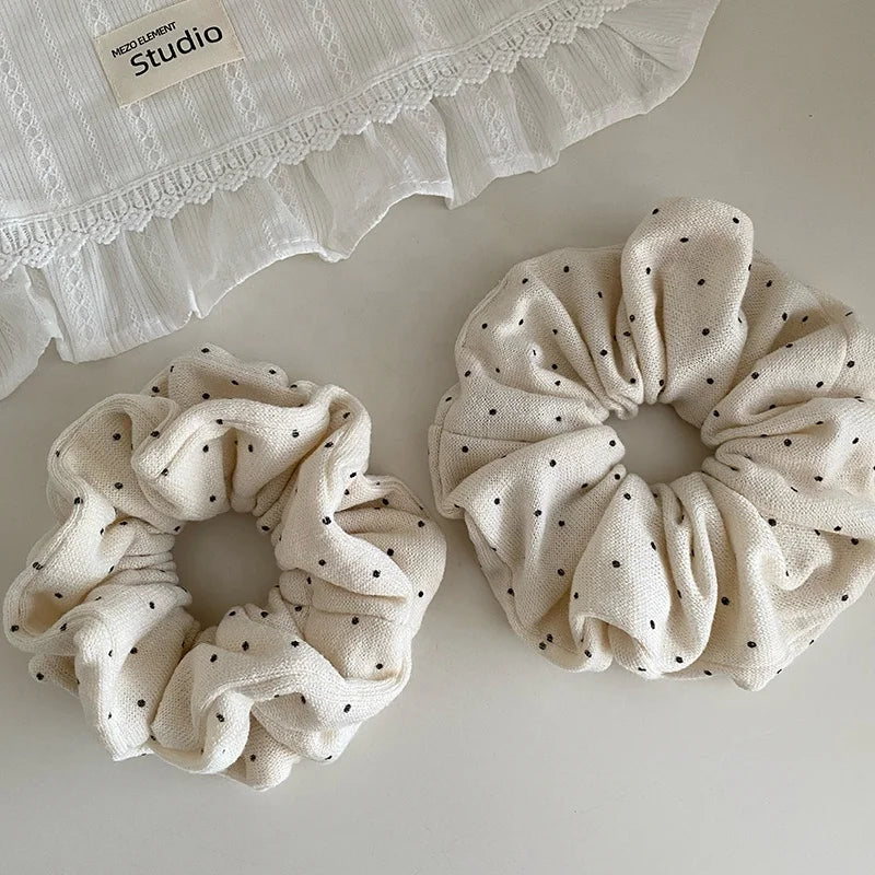 Fashion Simple Minimalistic Classic Polka Dot Scrunchies for Girls Elegant Sweet Hair Ties for Women Ladies Hair Accessories
