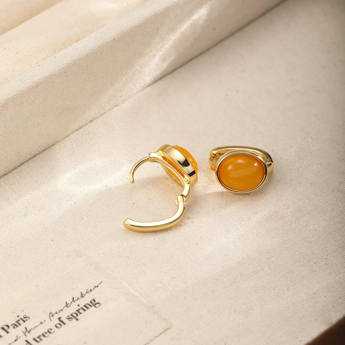 Women Orange Resin 18k Gold-plated Ear Clips Fashion Elegant Dainty Charms Factory Price Low MOQ in Stock Jewelry for Female