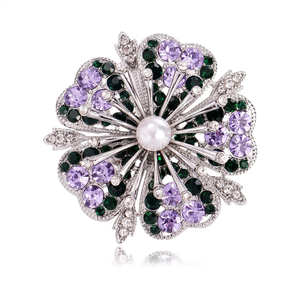 Fashion Refined Glitter Rhinestone Sparking Brooches for Girls Sweet Elegant Pins Jewelry for Women Ladies Accessories Hot Sale
