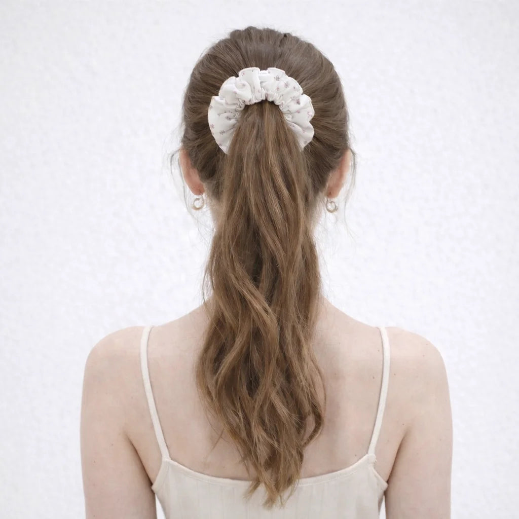 Fashion Elegant Sweet Scrunchies for Girls Trendy Simple Hair Ties for Women Ladies Hair Accessories Chinese Supplier Chic