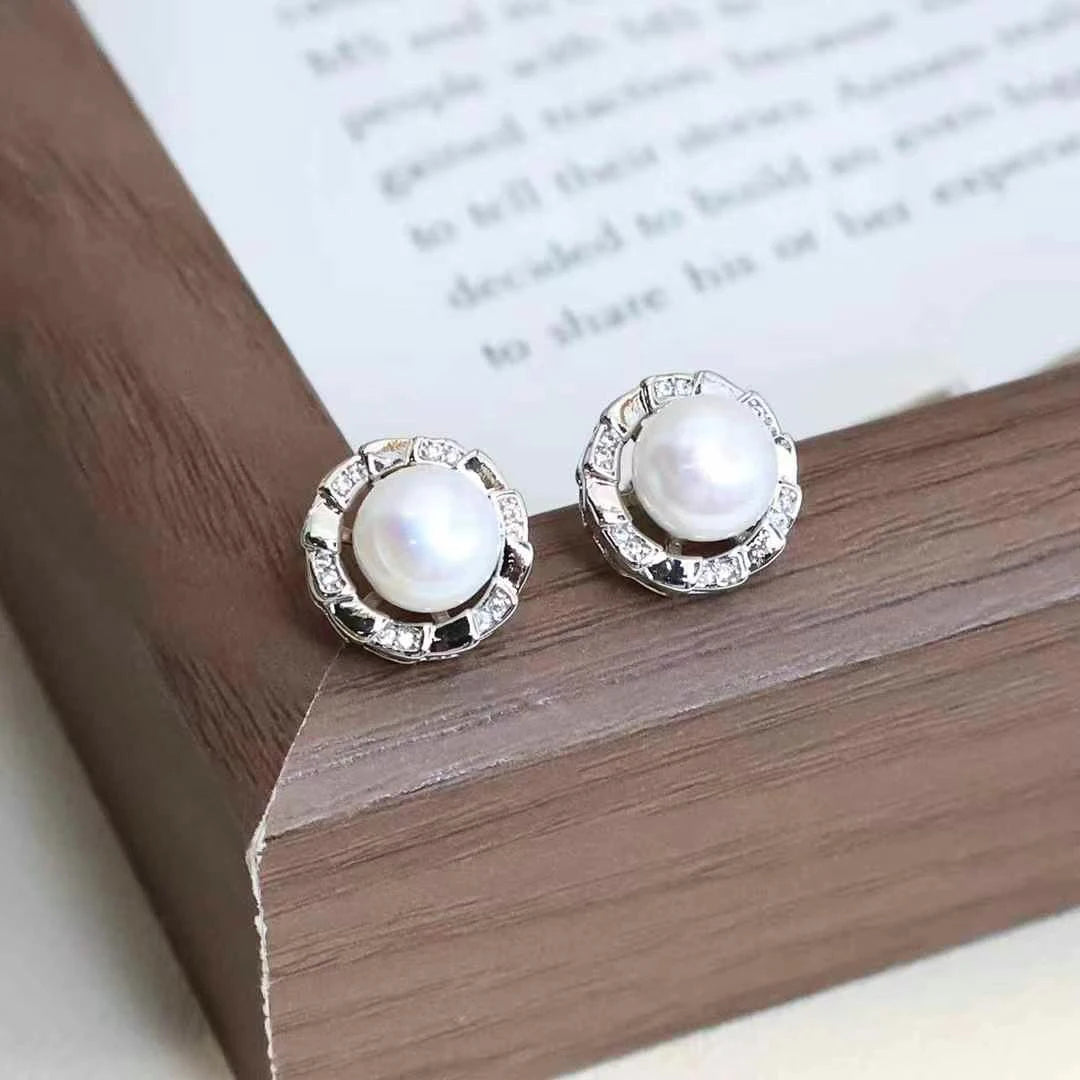 Sweet Elegant Simple Flower Stud Earrings for Girls Cute Luxurious Jewellry for Women Ladies Accessories Chinese Supplier Chic