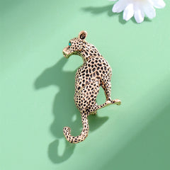 Fashion Leopard Animals Stylish Cool Brooches for Girls Glamorous Charms Pins Jewelry for Women Ladies Accessories Wholesale