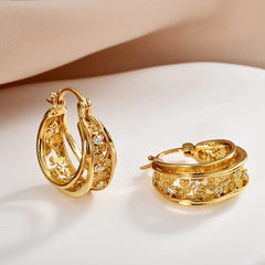 Trendy Coffee Gold Earrings Hollowed-out Circular Zircon Encrusted Ear Clips Fashionable Elegant Light Luxury Earrings Women
