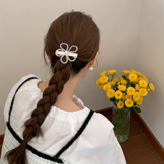 White Solid Color Flower Glitter Hair Clips for Girls Simple Minimalistic Sparkle Alligators for Women Ladies Hair Accessories